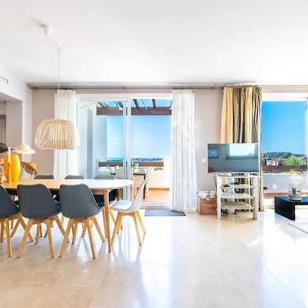 Apartment Tortugas - Luxury Penthouse With Sea Views & Jacuzzi