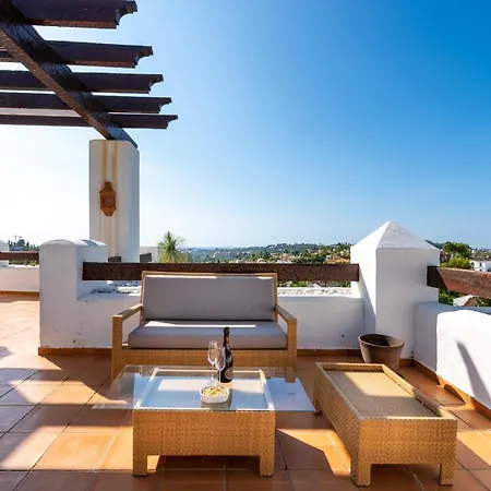 Apartment Tortugas - Luxury Penthouse With Sea Views & Jacuzzi Marbella