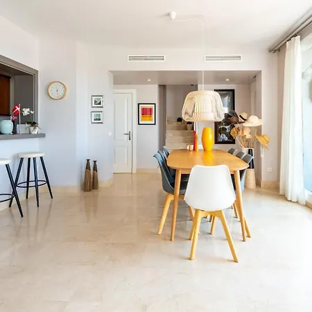 Apartment Tortugas - Luxury Penthouse With Sea Views & Jacuzzi