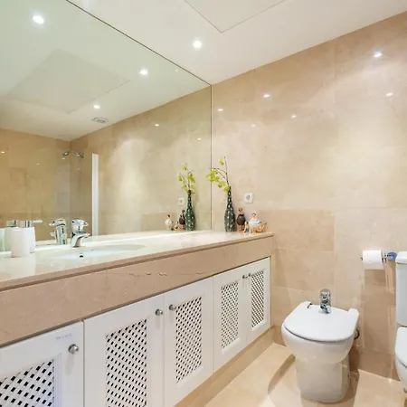 Tortugas - Luxury Penthouse With Sea Views & Jacuzzi